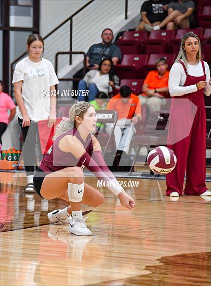 Thumbnail 2 in C.H. Yoe vs Summit Christian Academy photogallery.