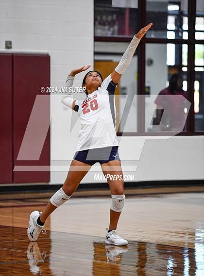 Thumbnail 3 in C.H. Yoe vs Summit Christian Academy photogallery.