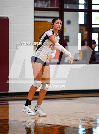 Thumbnail 3 in C.H. Yoe vs Summit Christian Academy photogallery.