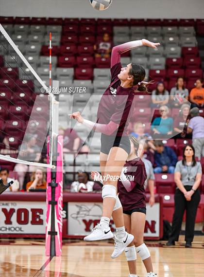 Thumbnail 3 in C.H. Yoe vs Summit Christian Academy photogallery.