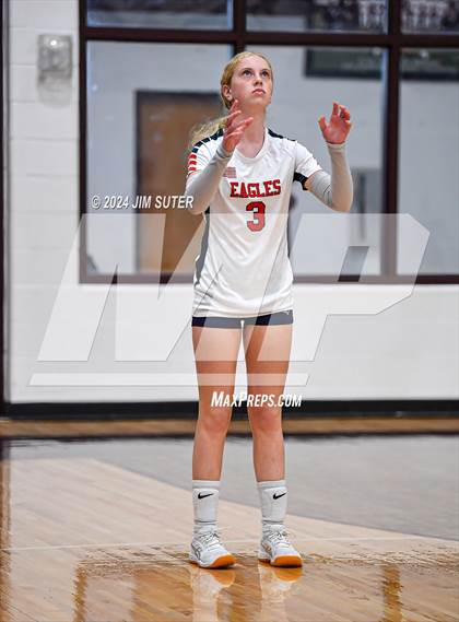 Thumbnail 1 in C.H. Yoe vs Summit Christian Academy photogallery.