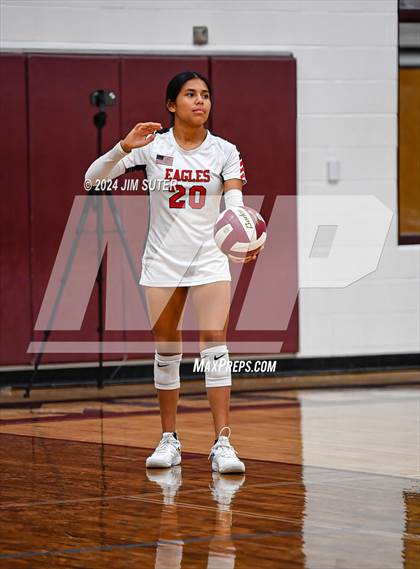 Thumbnail 2 in C.H. Yoe vs Summit Christian Academy photogallery.