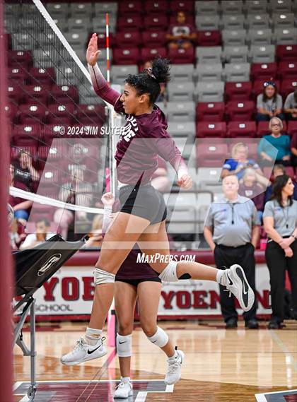Thumbnail 3 in C.H. Yoe vs Summit Christian Academy photogallery.