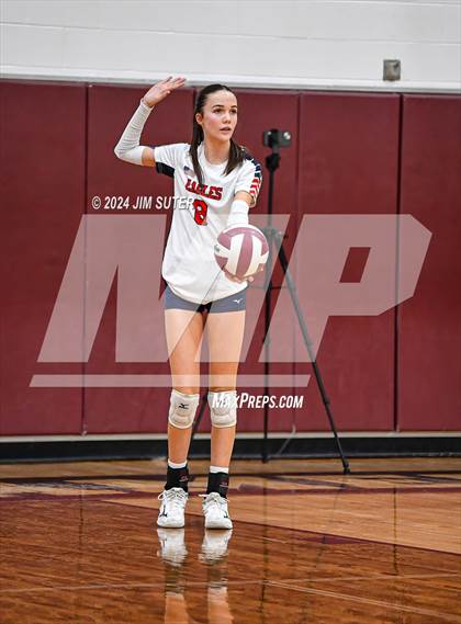 Thumbnail 3 in C.H. Yoe vs Summit Christian Academy photogallery.