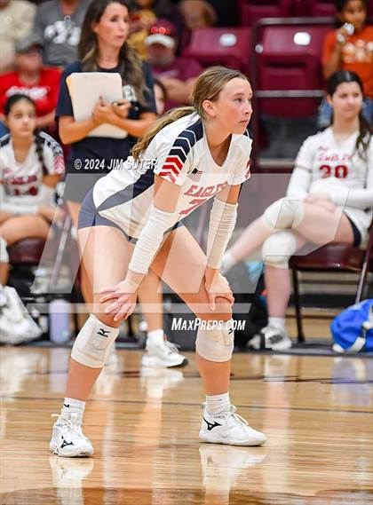 Thumbnail 3 in C.H. Yoe vs Summit Christian Academy photogallery.