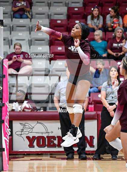 Thumbnail 2 in C.H. Yoe vs Summit Christian Academy photogallery.