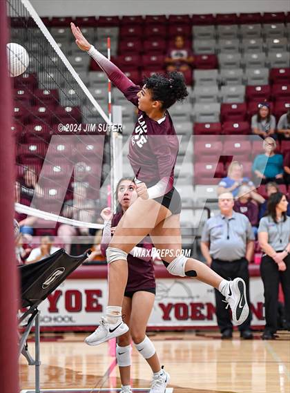 Thumbnail 2 in C.H. Yoe vs Summit Christian Academy photogallery.