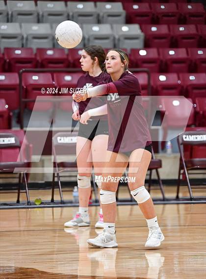 Thumbnail 2 in C.H. Yoe vs Summit Christian Academy photogallery.