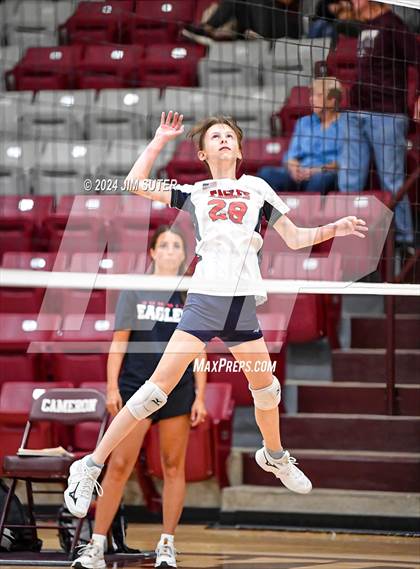 Thumbnail 3 in C.H. Yoe vs Summit Christian Academy photogallery.