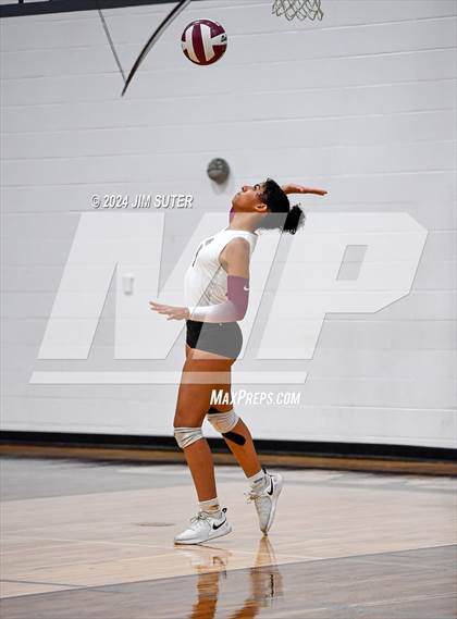 Thumbnail 2 in C.H. Yoe vs Summit Christian Academy photogallery.