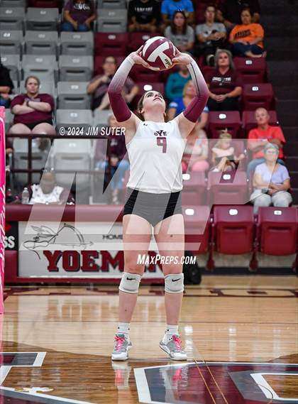 Thumbnail 3 in C.H. Yoe vs Summit Christian Academy photogallery.