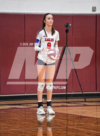 Thumbnail 2 in C.H. Yoe vs Summit Christian Academy photogallery.