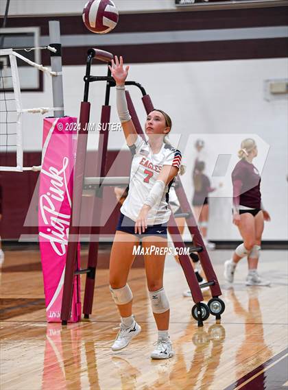 Thumbnail 2 in C.H. Yoe vs Summit Christian Academy photogallery.