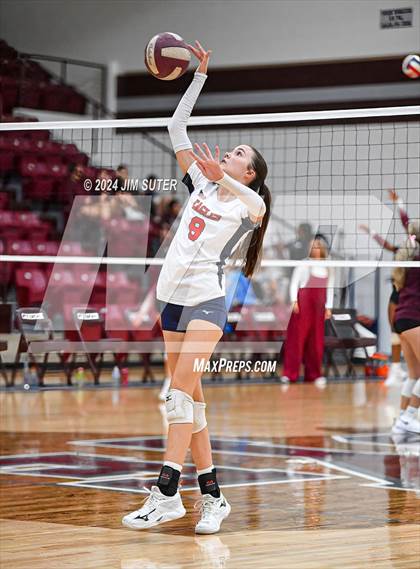 Thumbnail 3 in C.H. Yoe vs Summit Christian Academy photogallery.