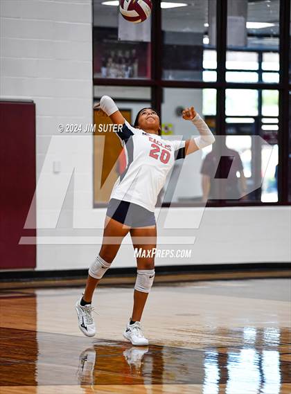 Thumbnail 1 in C.H. Yoe vs Summit Christian Academy photogallery.