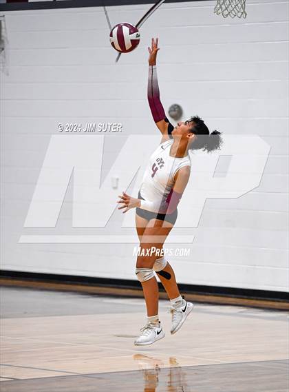 Thumbnail 3 in C.H. Yoe vs Summit Christian Academy photogallery.