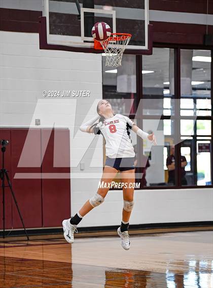 Thumbnail 1 in C.H. Yoe vs Summit Christian Academy photogallery.