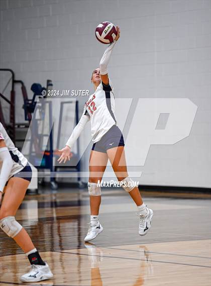 Thumbnail 1 in C.H. Yoe vs Summit Christian Academy photogallery.