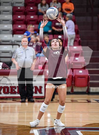 Thumbnail 1 in C.H. Yoe vs Summit Christian Academy photogallery.