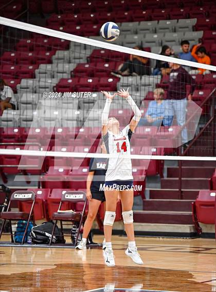 Thumbnail 2 in C.H. Yoe vs Summit Christian Academy photogallery.