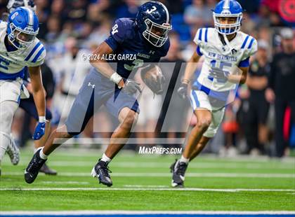 Thumbnail 2 in New Braunfels @ Smithson Valley (UIL 5A Regional Playoff) photogallery.