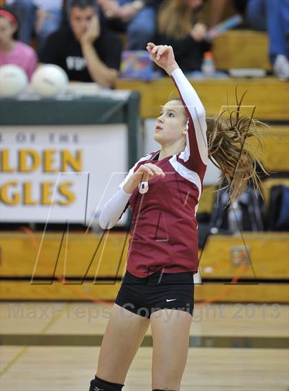Thumbnail 2 in Chatfield vs. Palmer (CHSAA 5A Region 5) photogallery.