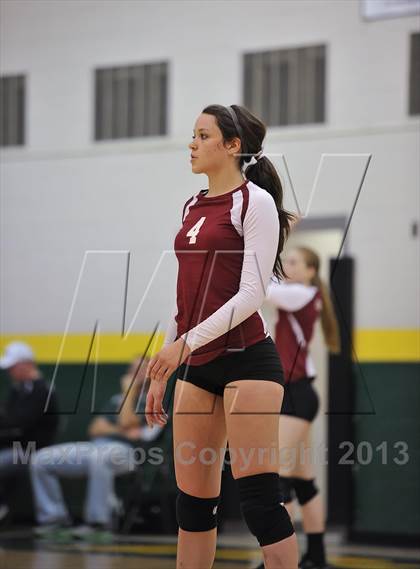 Thumbnail 2 in Chatfield vs. Palmer (CHSAA 5A Region 5) photogallery.