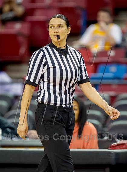 Thumbnail 2 in St. Francis vs. Lynbrook (CIF NorCal Regional D2 Final) photogallery.