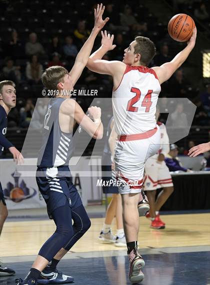 Thumbnail 3 in Kennedy Catholic vs. Olympia photogallery.