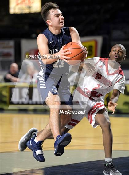 Thumbnail 1 in Kennedy Catholic vs. Olympia photogallery.