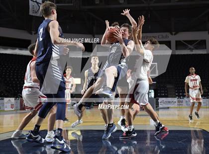 Thumbnail 2 in Kennedy Catholic vs. Olympia photogallery.