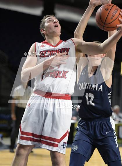 Thumbnail 1 in Kennedy Catholic vs. Olympia photogallery.