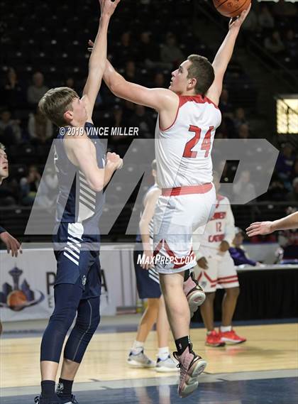 Thumbnail 1 in Kennedy Catholic vs. Olympia photogallery.