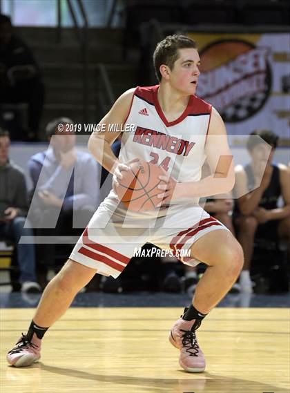 Thumbnail 1 in Kennedy Catholic vs. Olympia photogallery.