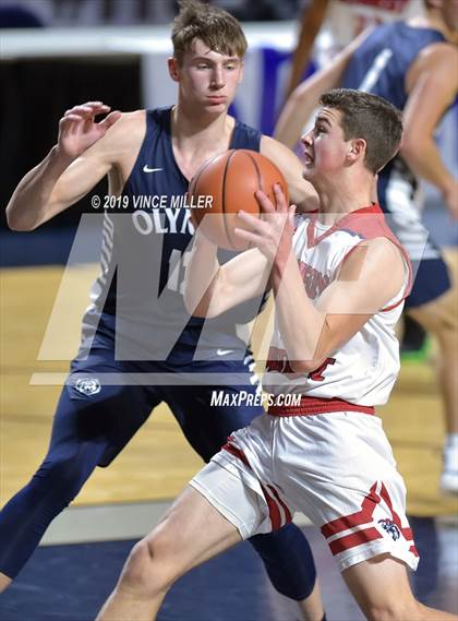 Thumbnail 3 in Kennedy Catholic vs. Olympia photogallery.