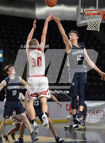 Thumbnail 2 in Kennedy Catholic vs. Olympia photogallery.