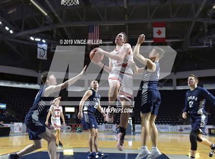 Thumbnail 2 in Kennedy Catholic vs. Olympia photogallery.