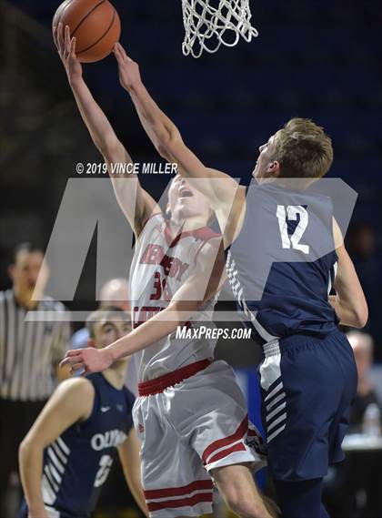 Thumbnail 2 in Kennedy Catholic vs. Olympia photogallery.