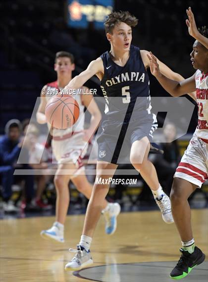 Thumbnail 1 in Kennedy Catholic vs. Olympia photogallery.