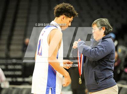 Thumbnail 1 in Immanuel vs. Ribet Academy (CIF State D4 Final) photogallery.