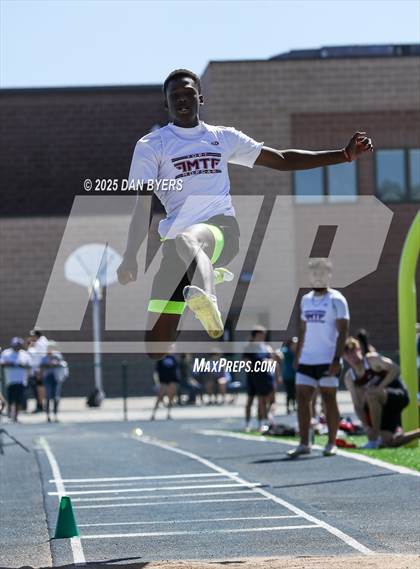 Thumbnail 1 in Patriot League Championship photogallery.