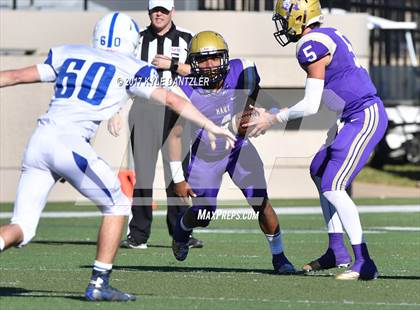 Thumbnail 2 in Windthorst vs. Mart (UIL 2A Division 1 Region 2 Area Playoff) photogallery.