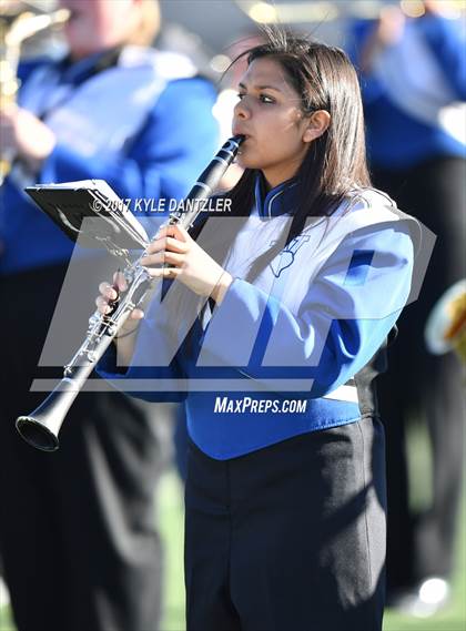 Thumbnail 2 in Windthorst vs. Mart (UIL 2A Division 1 Region 2 Area Playoff) photogallery.