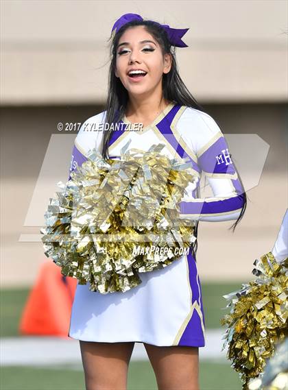 Thumbnail 2 in Windthorst vs. Mart (UIL 2A Division 1 Region 2 Area Playoff) photogallery.