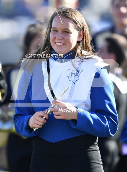 Thumbnail 1 in Windthorst vs. Mart (UIL 2A Division 1 Region 2 Area Playoff) photogallery.