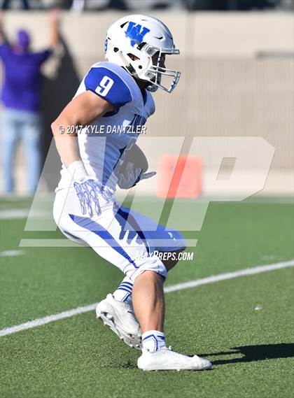Thumbnail 2 in Windthorst vs. Mart (UIL 2A Division 1 Region 2 Area Playoff) photogallery.