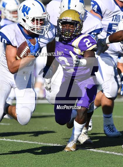 Thumbnail 1 in Windthorst vs. Mart (UIL 2A Division 1 Region 2 Area Playoff) photogallery.