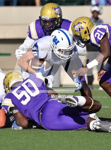 Thumbnail 1 in Windthorst vs. Mart (UIL 2A Division 1 Region 2 Area Playoff) photogallery.