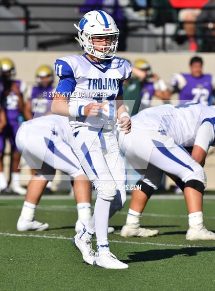 Thumbnail 1 in Windthorst vs. Mart (UIL 2A Division 1 Region 2 Area Playoff) photogallery.