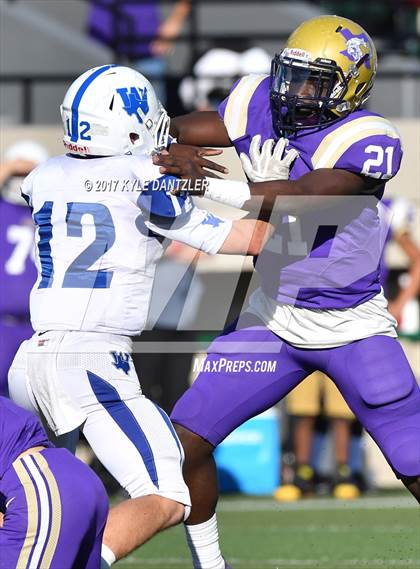 Thumbnail 3 in Windthorst vs. Mart (UIL 2A Division 1 Region 2 Area Playoff) photogallery.